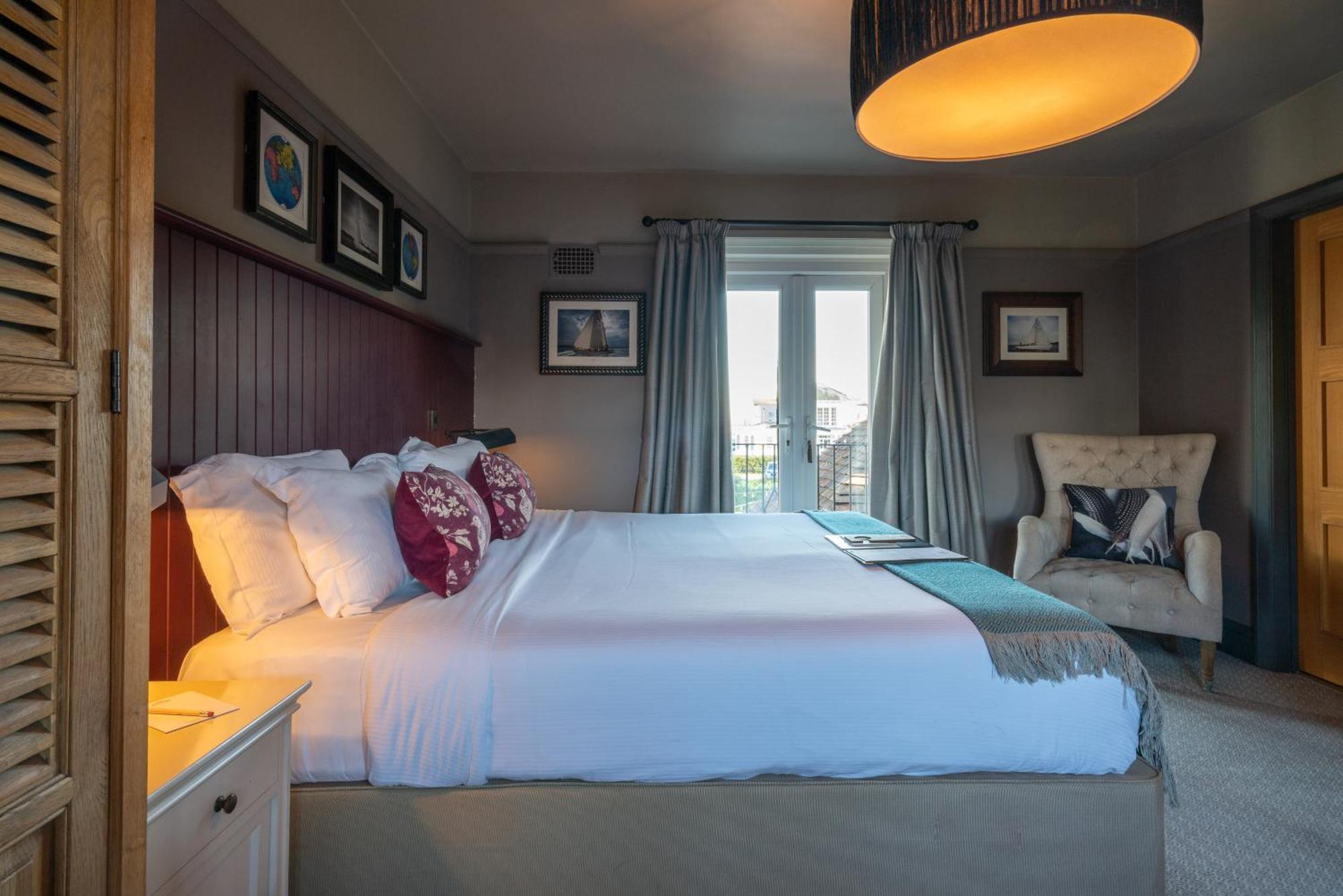 Inn The Mayflower