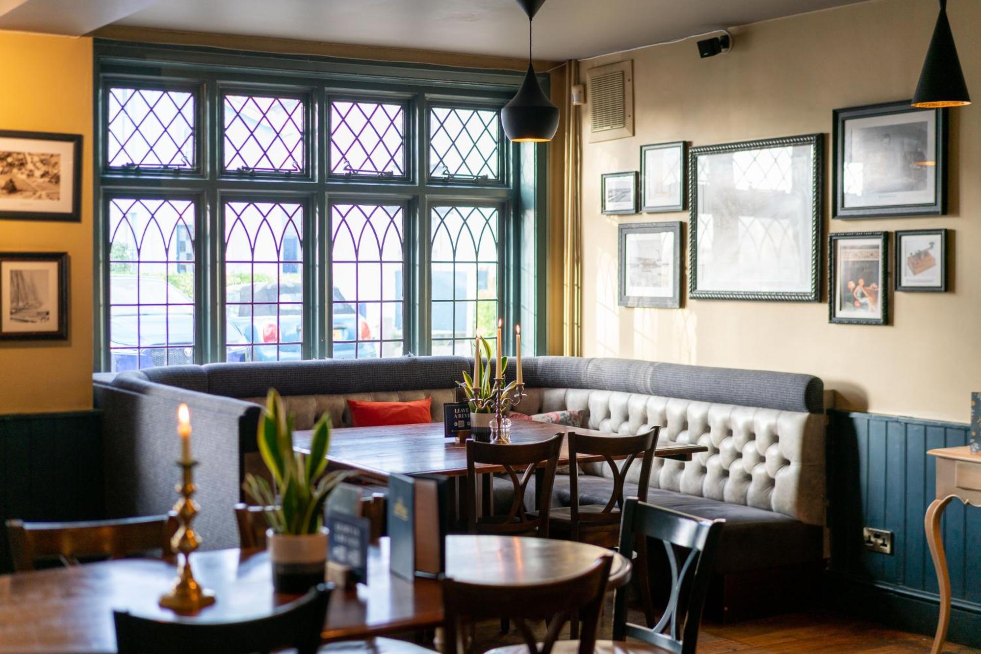 Inn The Mayflower 4*